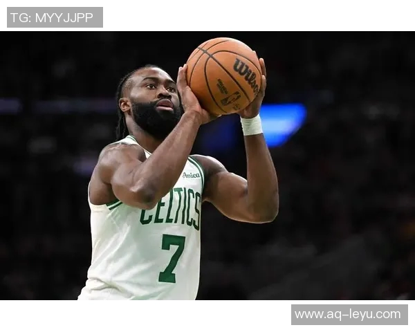 下半场球队稳健发挥杰伦布朗引领逆转20分展现领袖风范